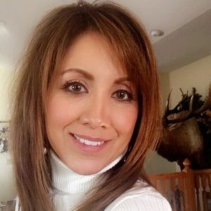 Meet your Posher, Vicky